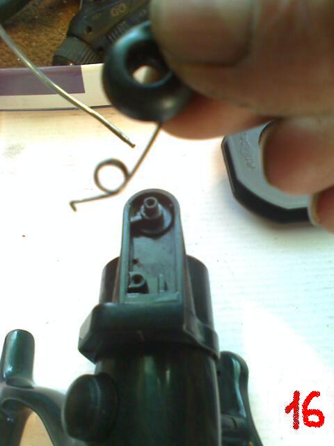 wymiana sprężyny kołowrotka